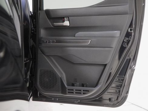 Used 2024 Toyota Tacoma TRD Sport image 41