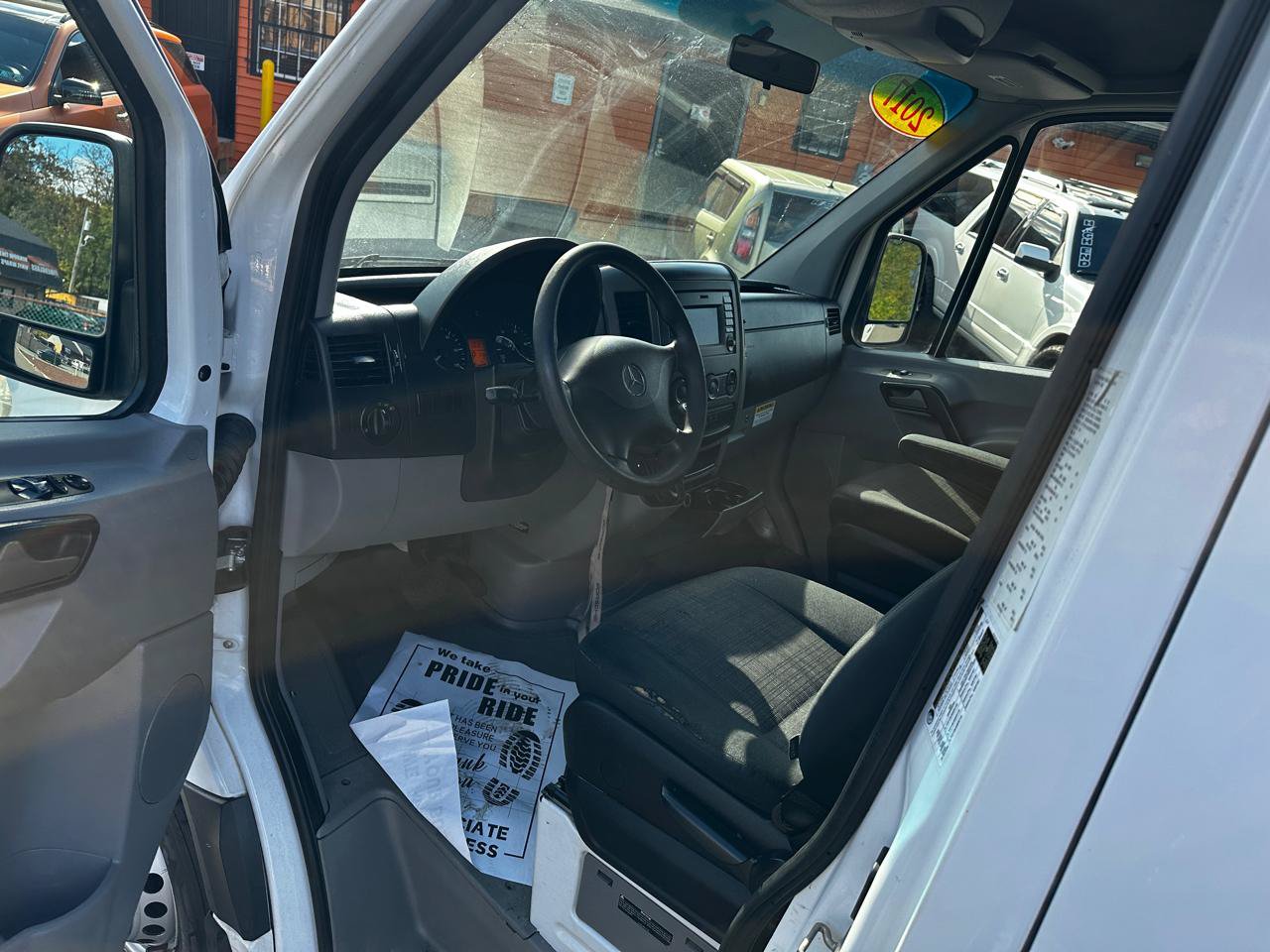 Used 2017 Mercedes-Benz Sprinter 3500 image 9