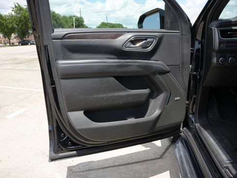 Used 2021 Chevrolet Tahoe LT RWD image 18