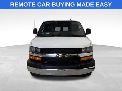 Used 2025 Chevrolet Express 3500 LT w/ LT Preferred Equipment Group RWD image 7