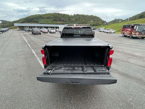 Used 2024 Chevrolet Silverado 2500 LTZ w/ LTZ Plus Package image 10