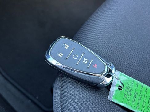 Used 2024 Chevrolet Malibu LT image 26