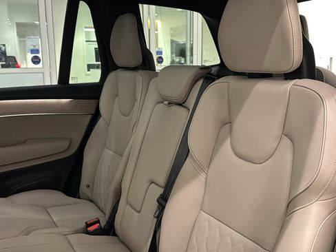 New 2026 Volvo XC90 T8 Plus w/ Protection Package Premier image 26