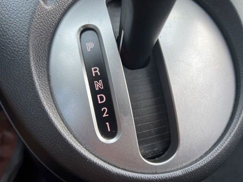 Used 2014 MAZDA MAZDA2 Sport image 24