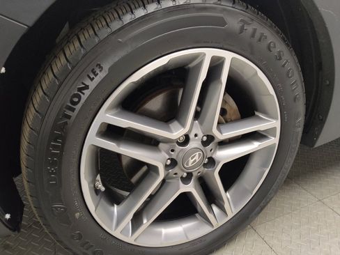 Used 2019 Hyundai Santa Fe XL AWD/4WD image 31