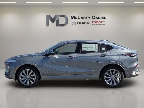 New 2026 Buick Envista Avenir image 3