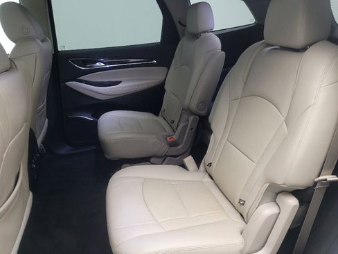 Used 2019 Buick Enclave Premium image 18