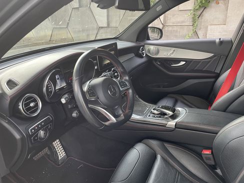 Used 2019 Mercedes-Benz GLC 43 AMG 4MATIC image 3