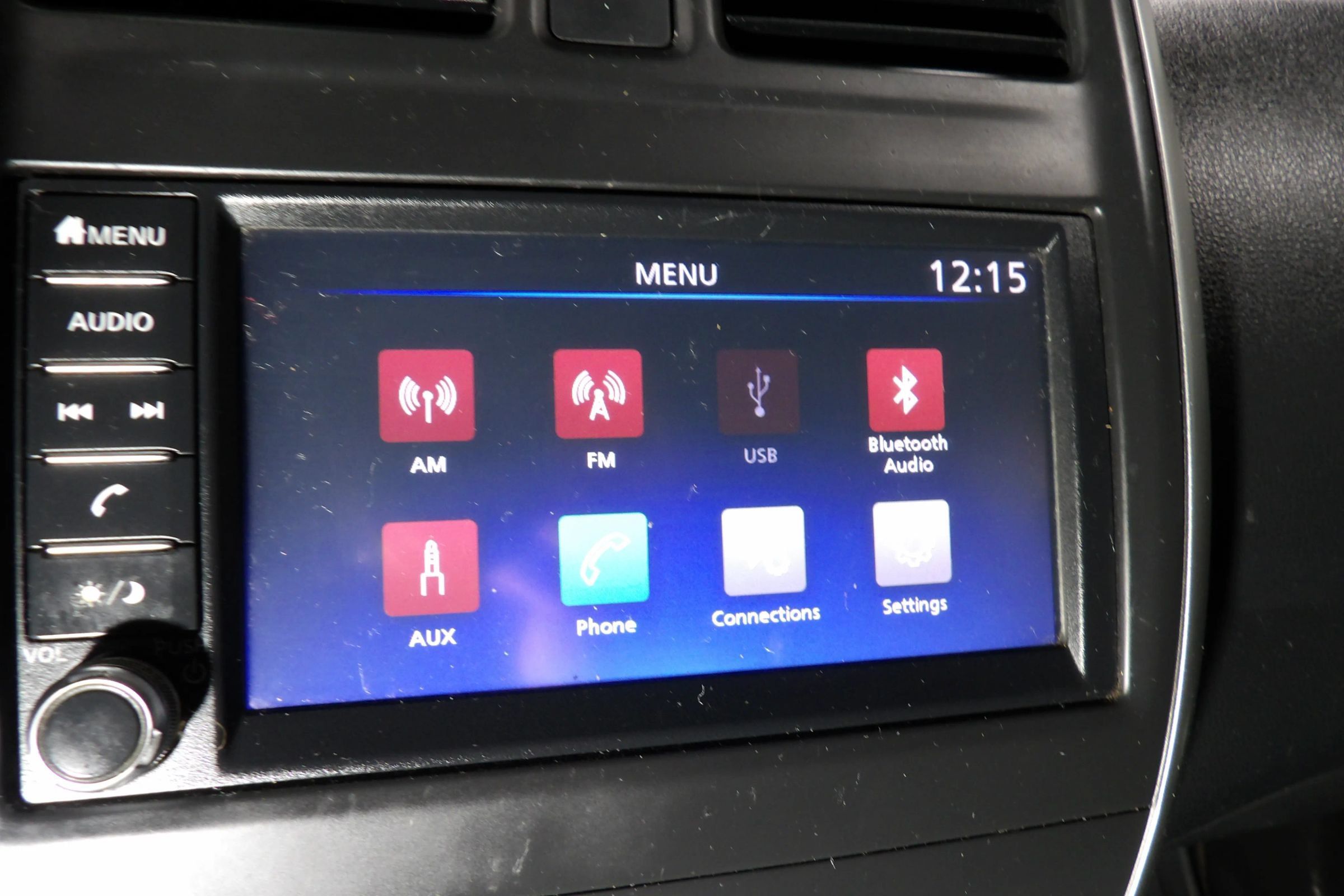 Used 2019 Nissan Versa SV FWD image 13