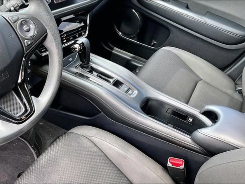 Used 2019 Honda HR-V EX image 14
