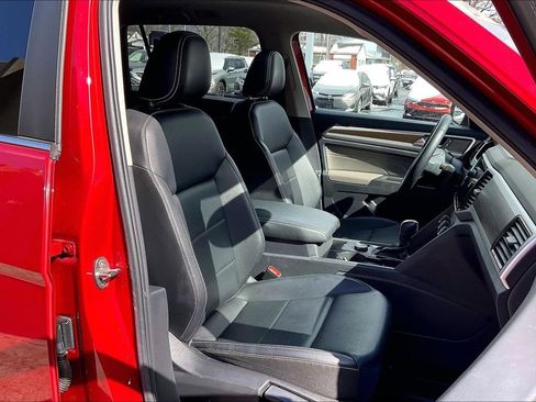 Used 2022 Volkswagen Atlas SE w/ Panoramic Sunroof Package image 7