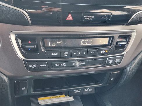 Used 2023 Honda Passport EX-L image 25