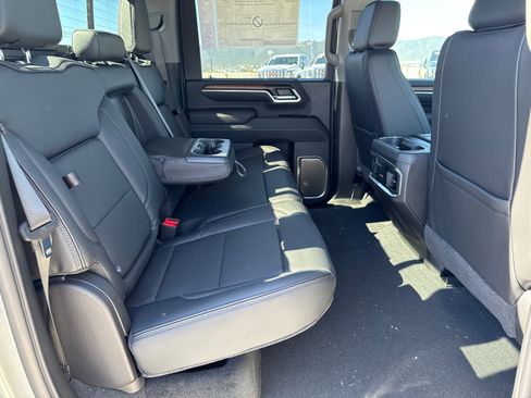 New 2026 GMC Sierra 2500 Denali w/ Denali Reserve Package image 18