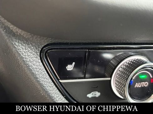 Used 2024 Honda HR-V EX-L image 17