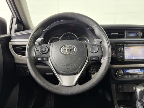 Used 2015 Toyota Corolla LE image 20