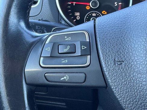 Used 2013 Volkswagen Golf TDI image 14