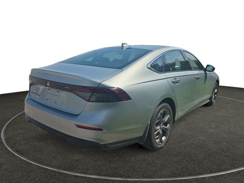 Used 2024 Honda Accord EX image 6