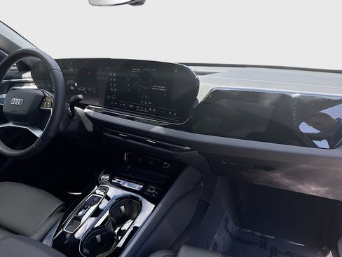 Used 2025 Audi A5 2.0T Premium Plus w/ Premium Plus AWD/4WD image 33