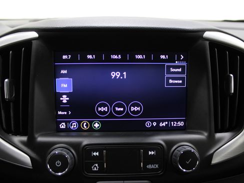 Used 2024 GMC Terrain SLT image 15