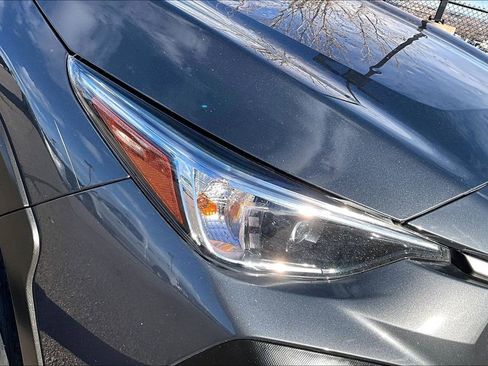 Used 2024 Subaru Crosstrek 2.0i Premium image 32