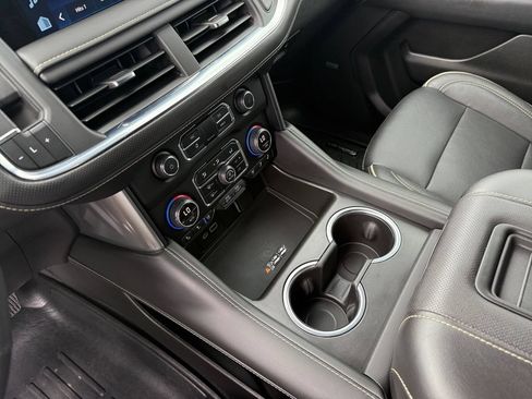 Used 2023 Chevrolet Tahoe Premier AWD/4WD image 21