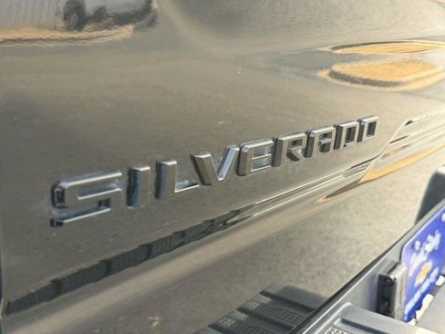 Used 2022 Chevrolet Silverado 1500 LTZ w/ LTZ Premium Package image 22