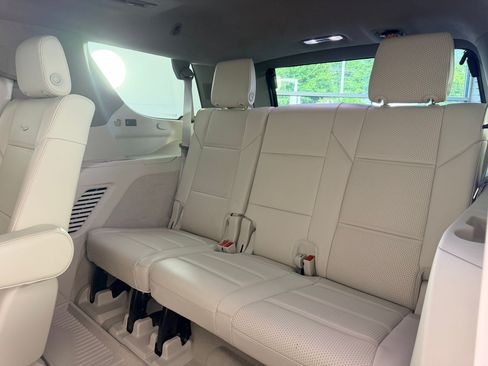 Used 2024 Cadillac Escalade Sport Platinum AWD/4WD image 22