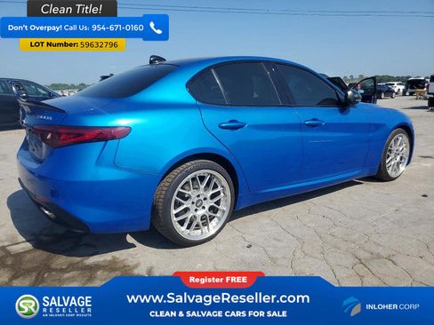 Used 2017 Alfa Romeo Giulia Ti w/ TI 19" Sport Package RWD image 4