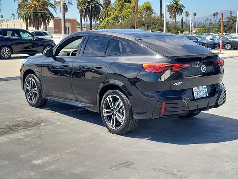 Used 2026 BMW X2 xDrive28i w/ Technology Package AWD/4WD image 2