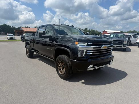 Used 2023 Chevrolet Silverado 2500 High Country w/ Z71 Off-Road Package AWD/4WD image 1