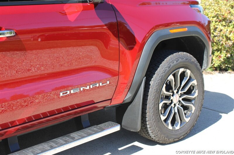 Used 2026 GMC Canyon Denali AWD/4WD image 26