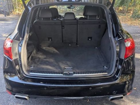 Used 2014 Porsche Cayenne Platinum Edition image 13