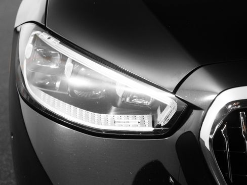 Used 2024 Mercedes-Benz Maybach S 580 4MATIC image 19