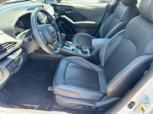 Certified 2025 Subaru Crosstrek 2.5i Limited w/ Crosstrek Mirror Package AWD/4WD image 15