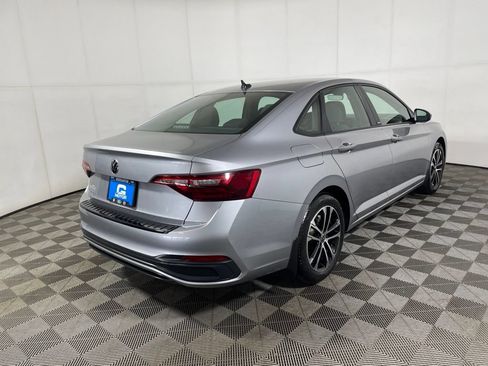 Certified 2024 Volkswagen Jetta Sport FWD image 7