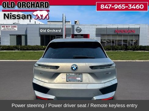 Used 2023 BMW iX xDrive50 w/ Ultimate Package 2 image 8