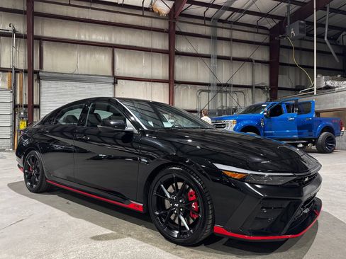 Used 2025 Hyundai Elantra N image 1