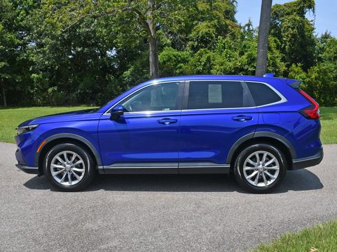 Used 2023 Honda CR-V EX image 2
