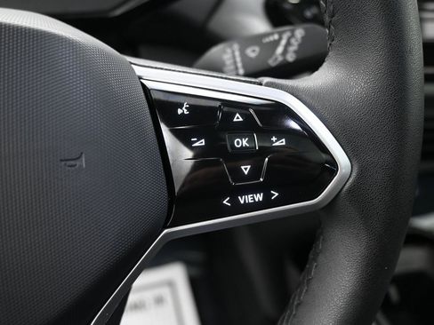 Used 2023 Volkswagen ID.4 Pro S image 21