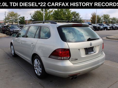 Used 2011 Volkswagen Jetta TDI image 5