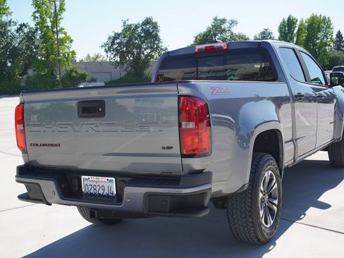 Used 2022 Chevrolet Colorado Z71 AWD/4WD image 10
