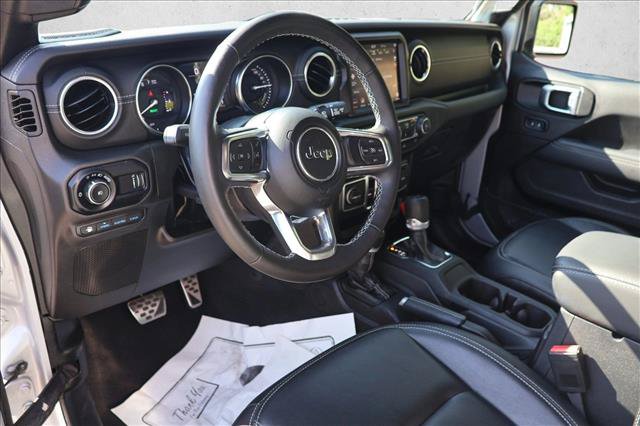 Used 2023 Jeep Wrangler Unlimited Sahara w/ Cold Weather Group AWD/4WD image 10