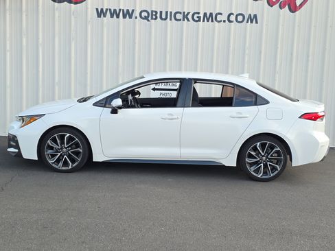 Used 2020 Toyota Corolla SE w/ Carpet Mat Package (TMS) image 4