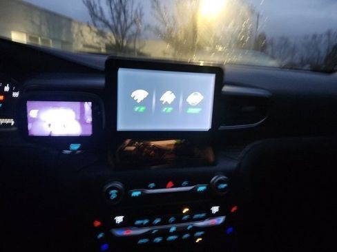 Used 2020 Ford Explorer Limited image 8