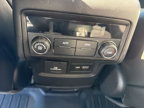 Used 2021 GMC Acadia AT4 image 42