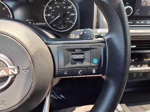 Used 2024 Nissan Rogue SV AWD/4WD image 14