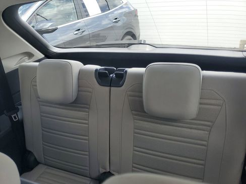 Used 2024 Volkswagen Tiguan S image 13