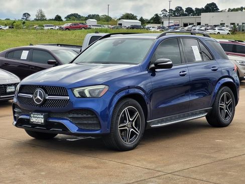 Used 2021 Mercedes-Benz GLE 350 4MATIC image 3