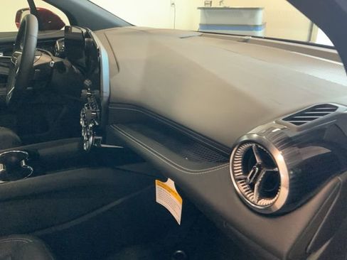 New 2025 Chevrolet Blazer EV LT image 34