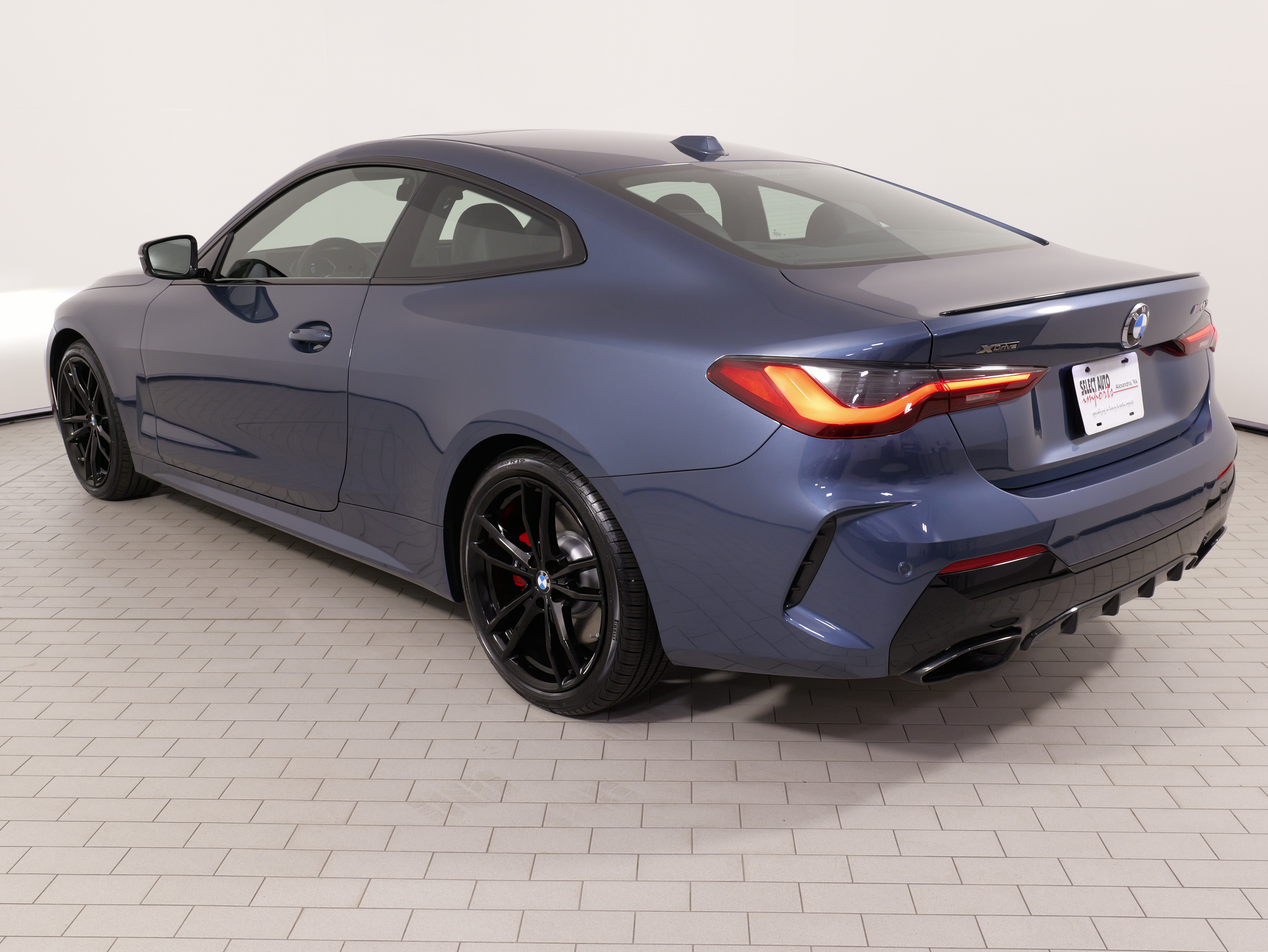 Used 2024 BMW 440i xDrive Coupe w/ Premium Package AWD/4WD image 14